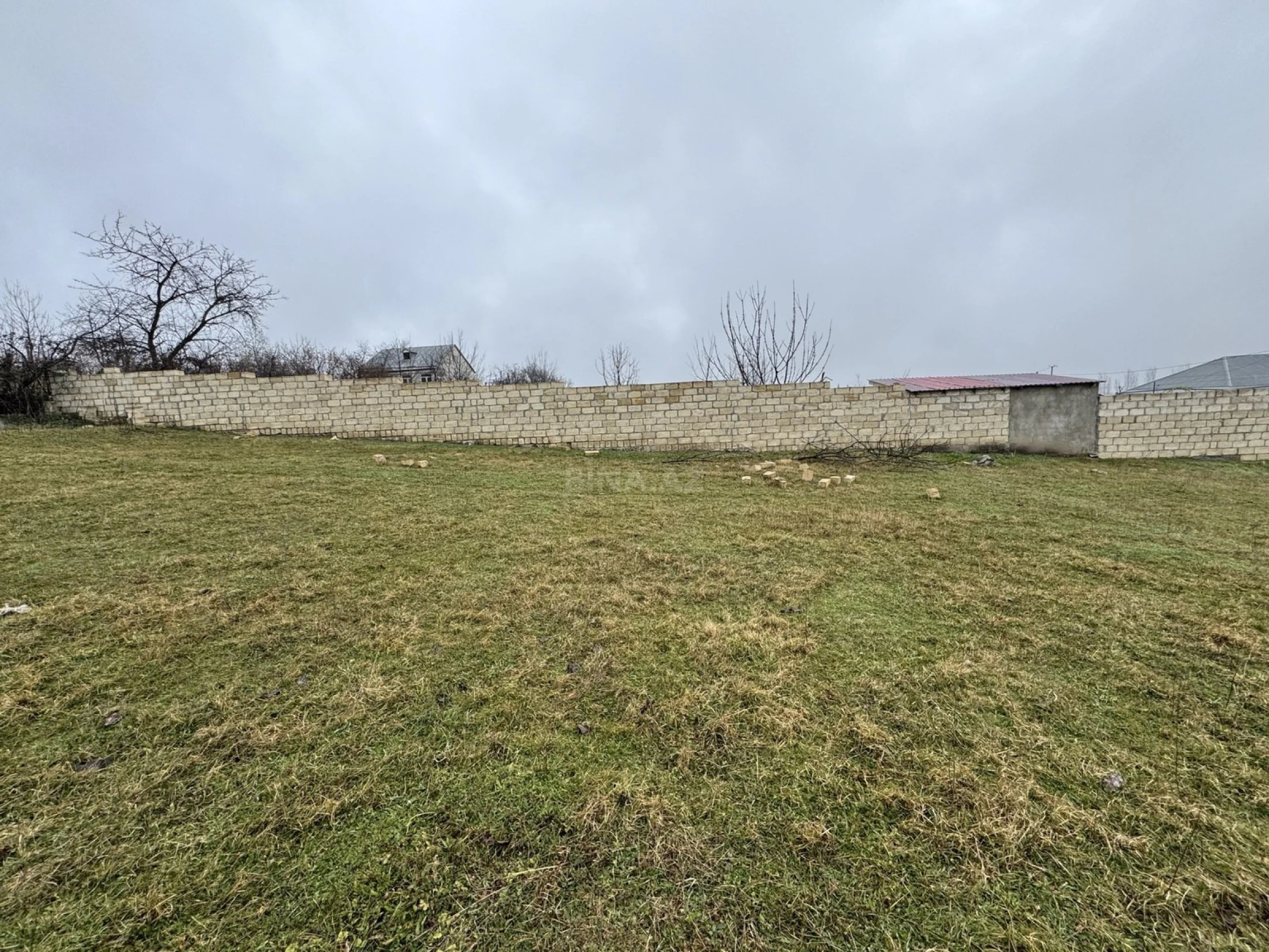 Satılır torpaq sahəsi 10 m²