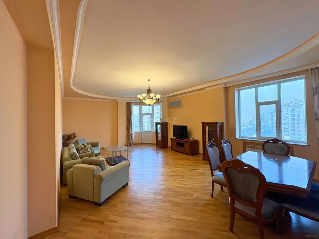 Kirayə verilir 3 otaqlı mənzil 150 m²