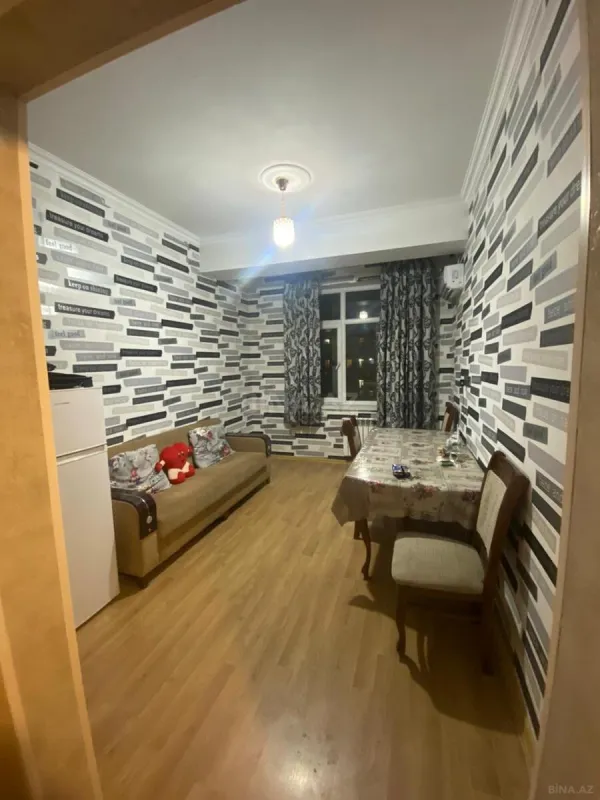 Satılır 2 otaqlı mənzil 41 m²