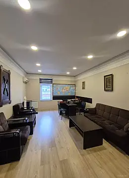 Kirayə verilir obyekt 400 m² — Bakı, Memar Əcəmi yanı 400.00 m²