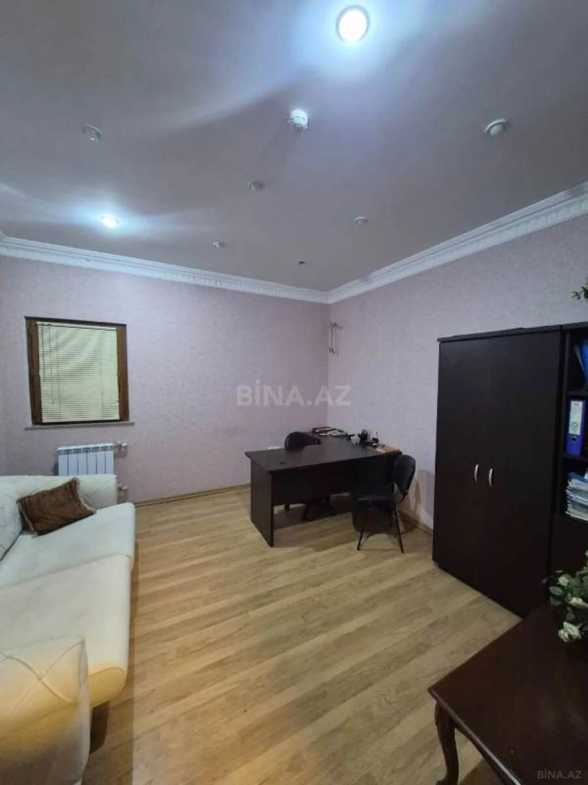 Kirayə verilir obyekt 400 m²