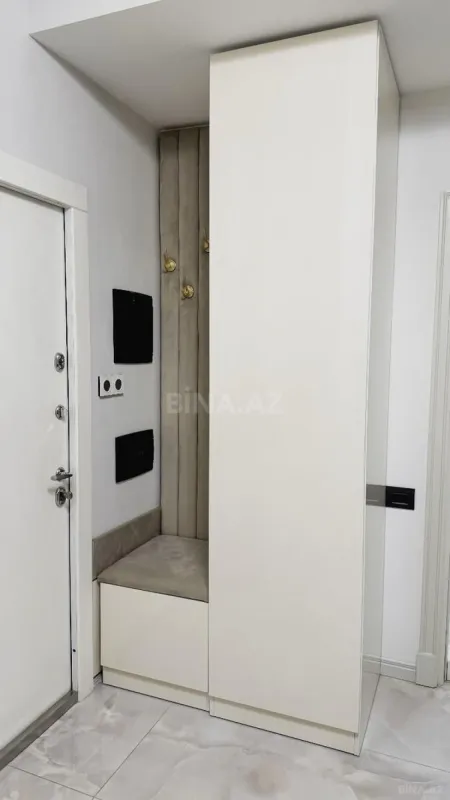 Satılır 2 otaqlı mənzil 84 m²