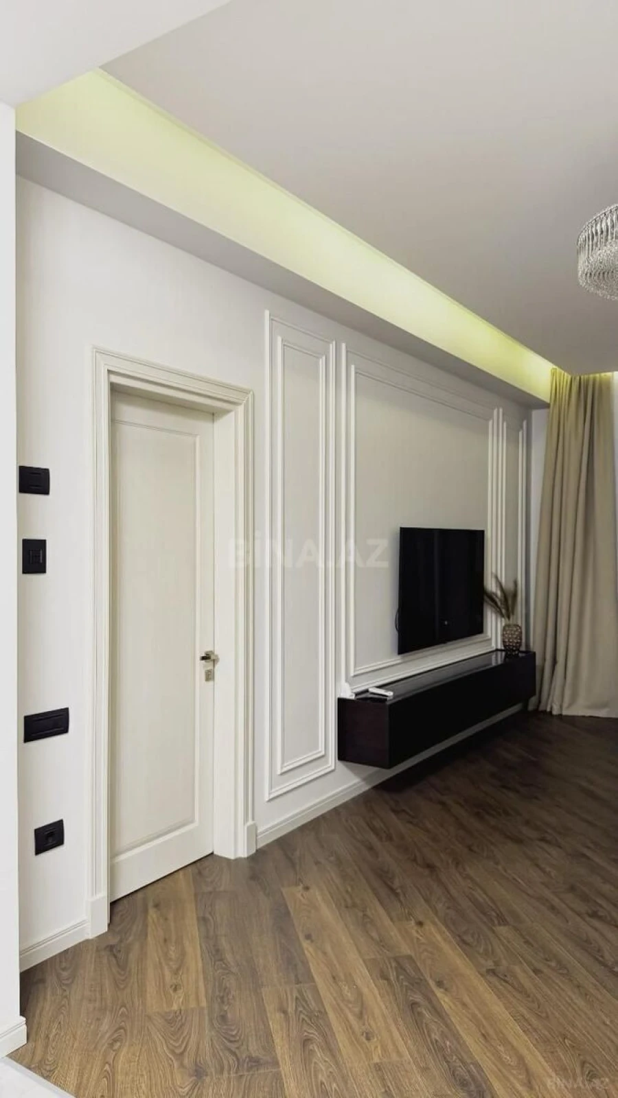 Satılır 2 otaqlı mənzil 84 m²