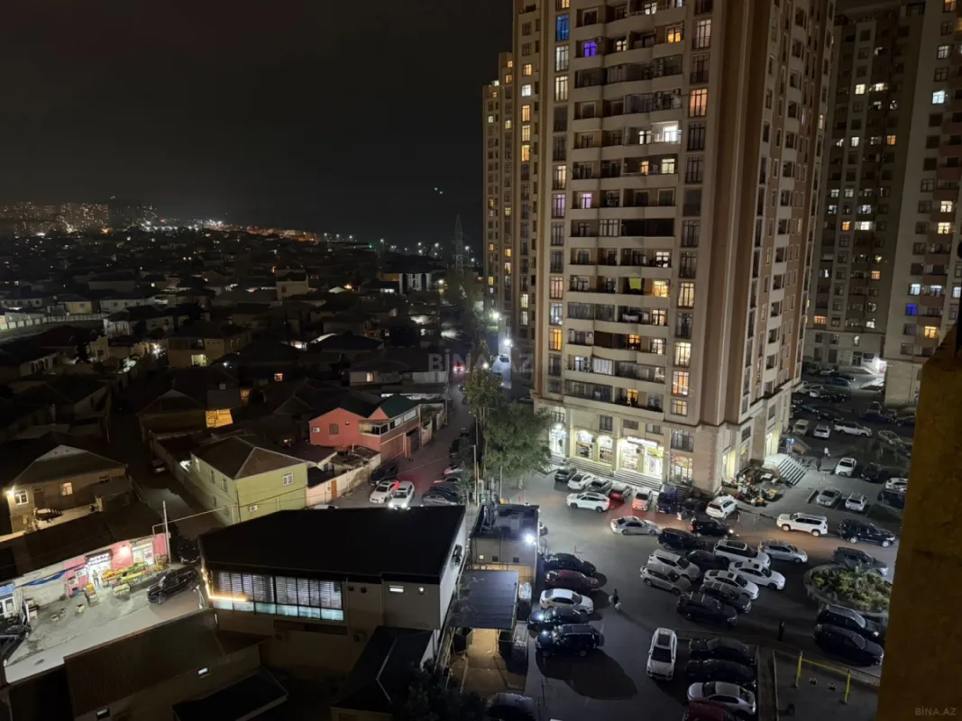 Satılır 3 otaqlı mənzil 124 m²