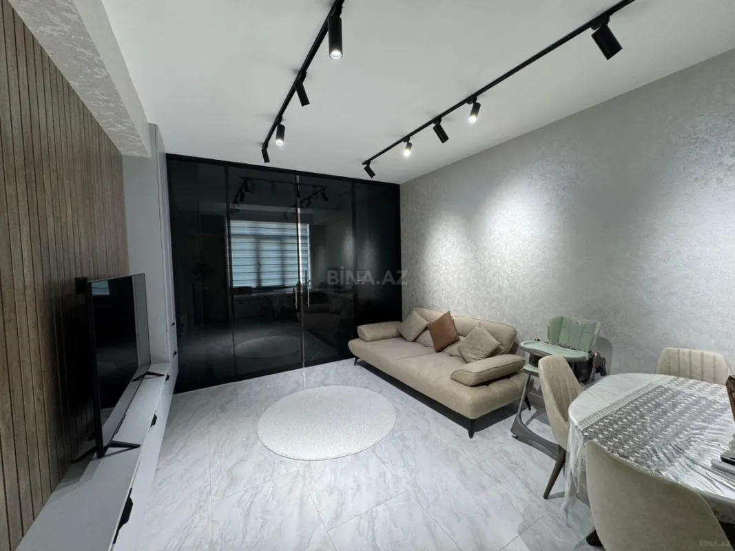 Kirayə verilir 3 otaqlı mənzil 115 m²