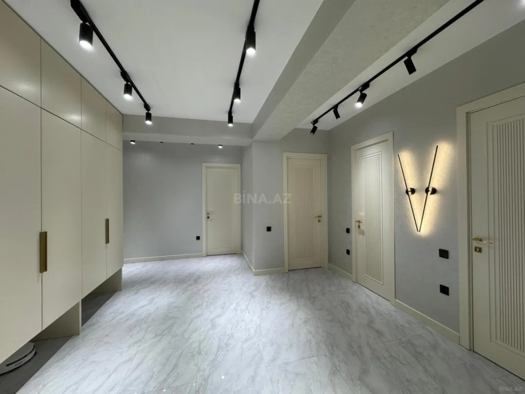 Kirayə verilir 3 otaqlı mənzil 115 m²