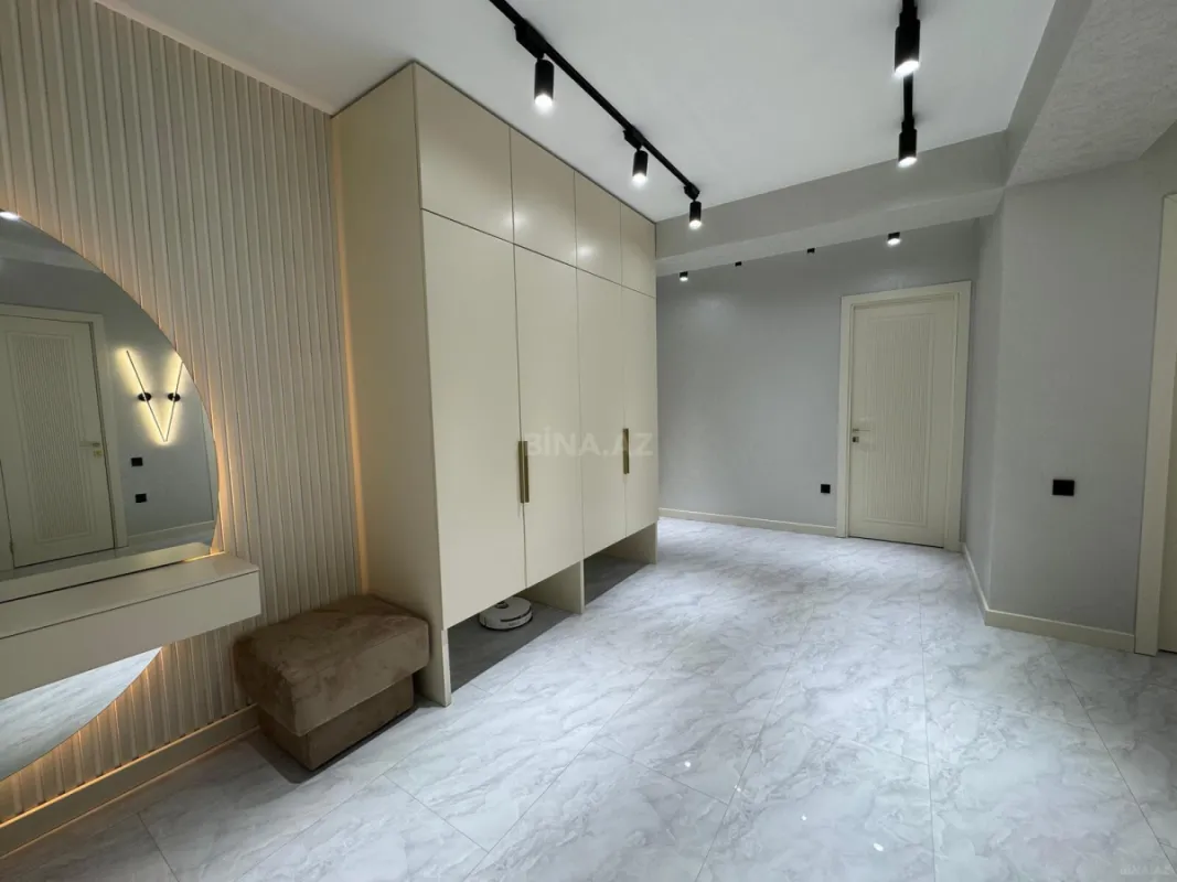 Kirayə verilir 3 otaqlı mənzil 115 m²