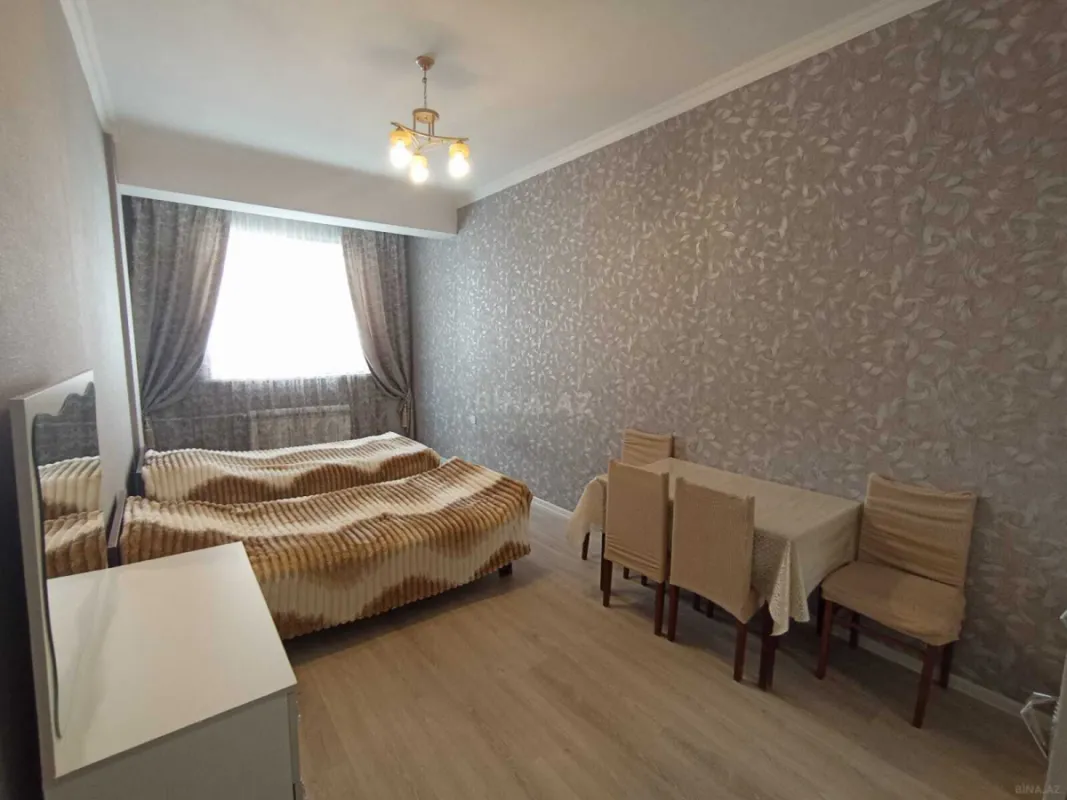 Kirayə verilir 2 otaqlı mənzil 85 m²