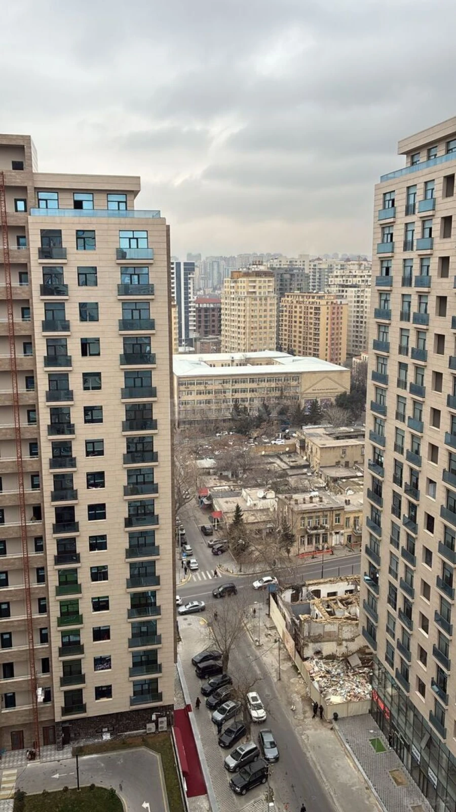 Kirayə verilir 2 otaqlı mənzil 60 m²