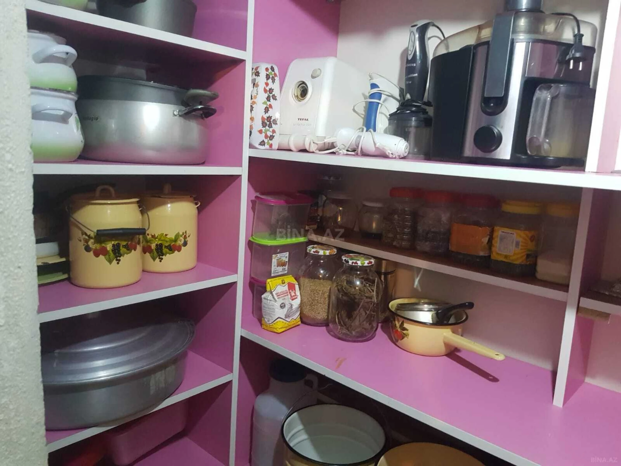 Satılır 5 otaqlı həyət evi 250 m²