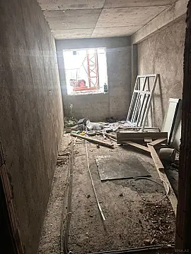 Satılır 2 otaqlı mənzil 76 m²