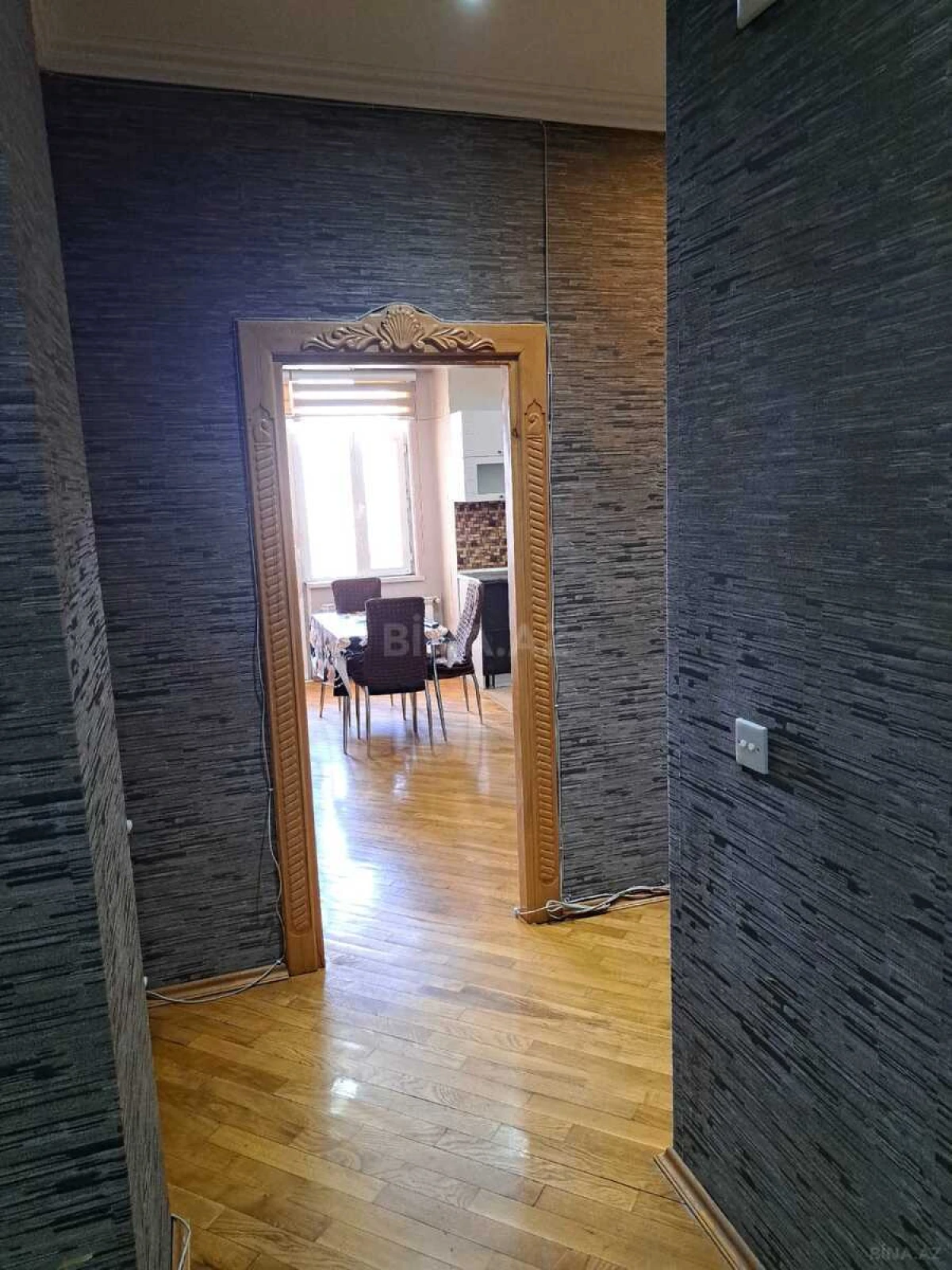 Satılır 3 otaqlı mənzil 124 m²