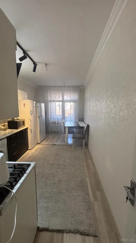 Satılır 2 otaqlı mənzil 77 m²