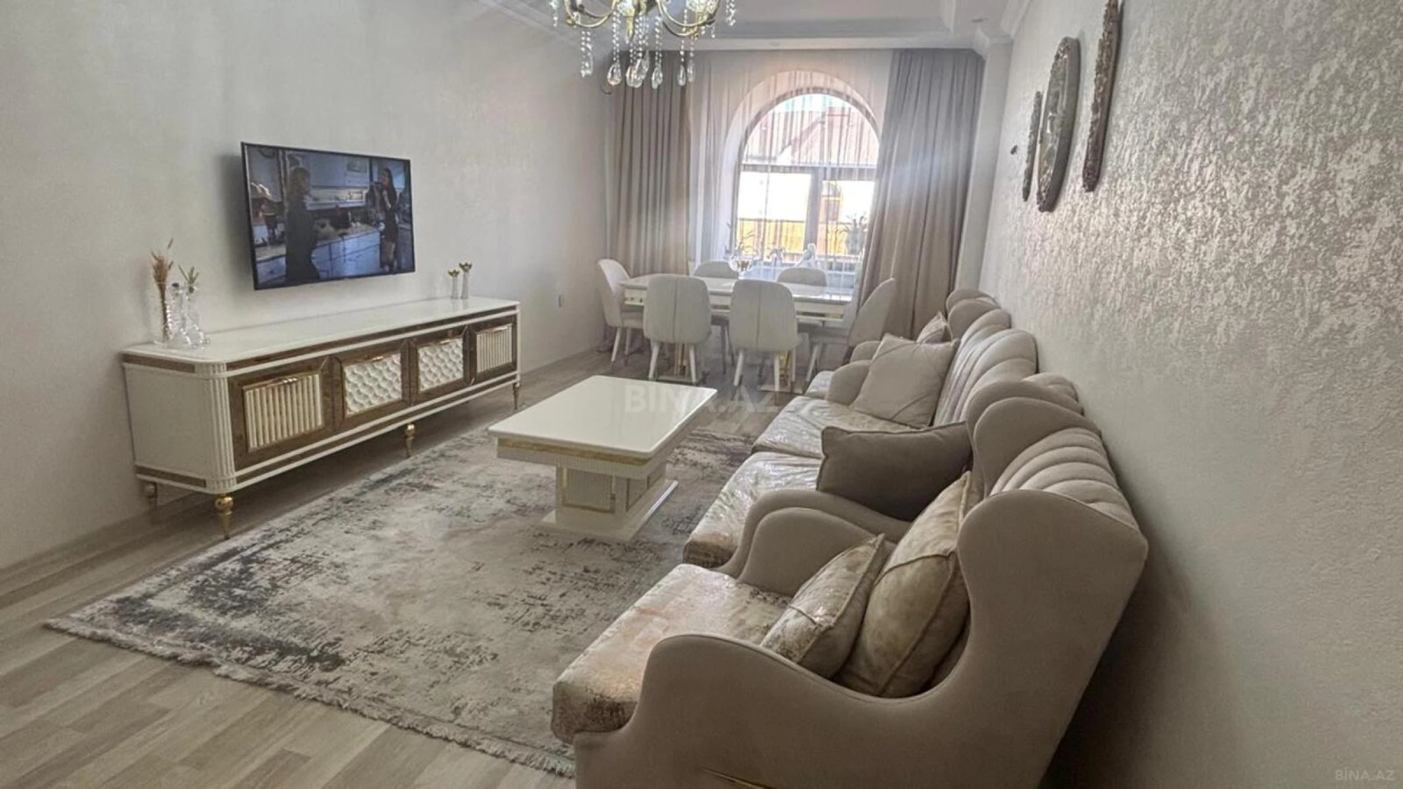 Satılır 2 otaqlı mənzil 77 m²