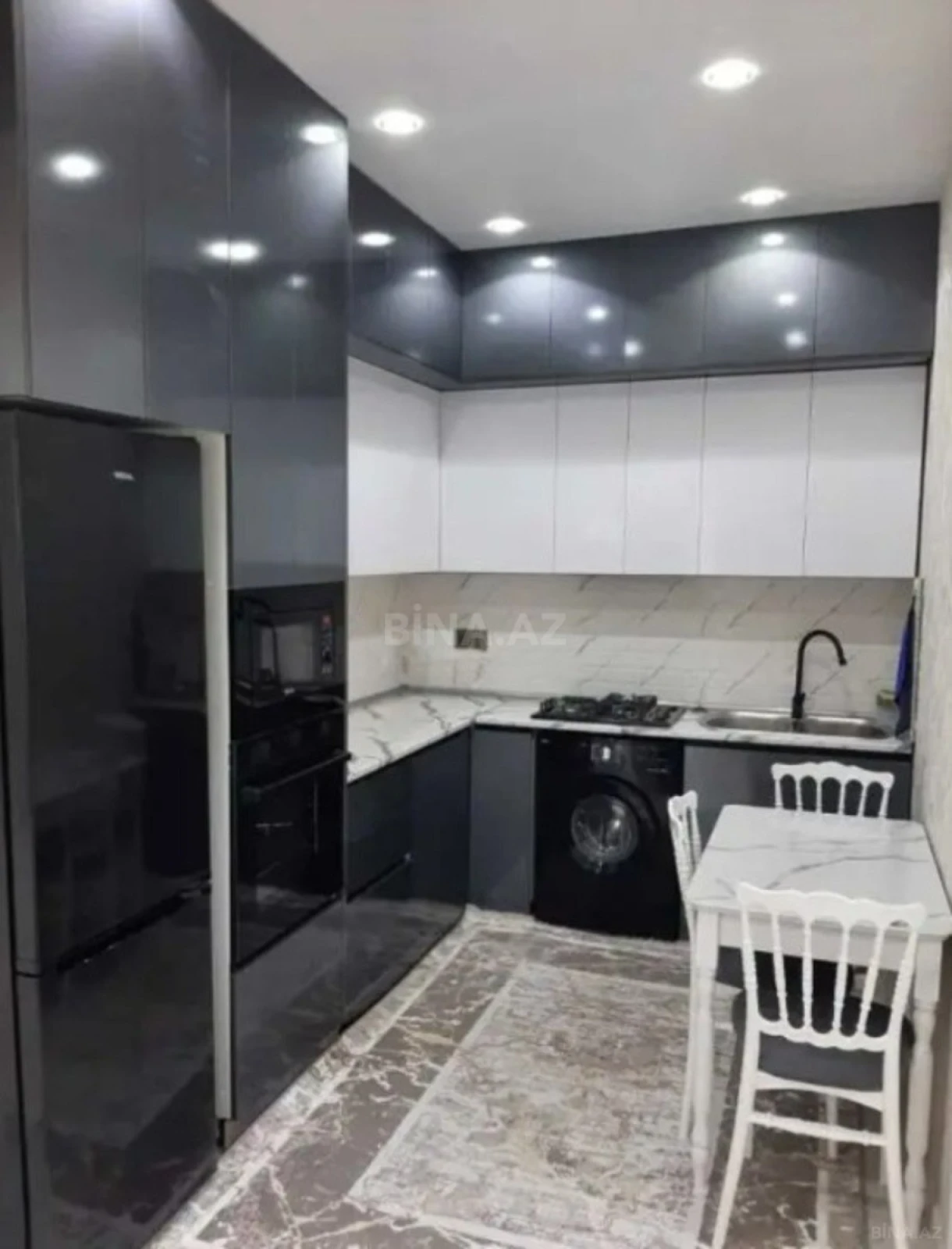 Kirayə verilir 2 otaqlı mənzil 78 m²
