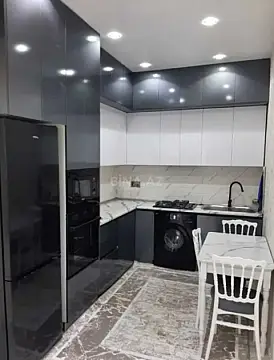 Kirayə verilir 2 otaqlı mənzil 78 m²