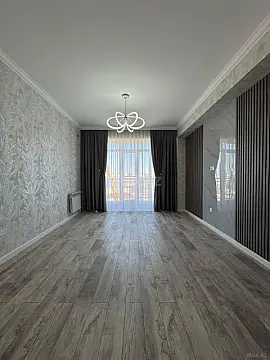 Satılır 2 otaqlı mənzil 75 m²