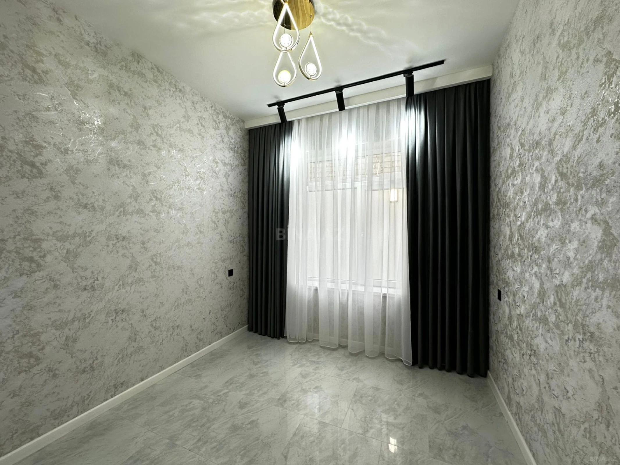 Satılır 4 otaqlı həyət evi 130 m²