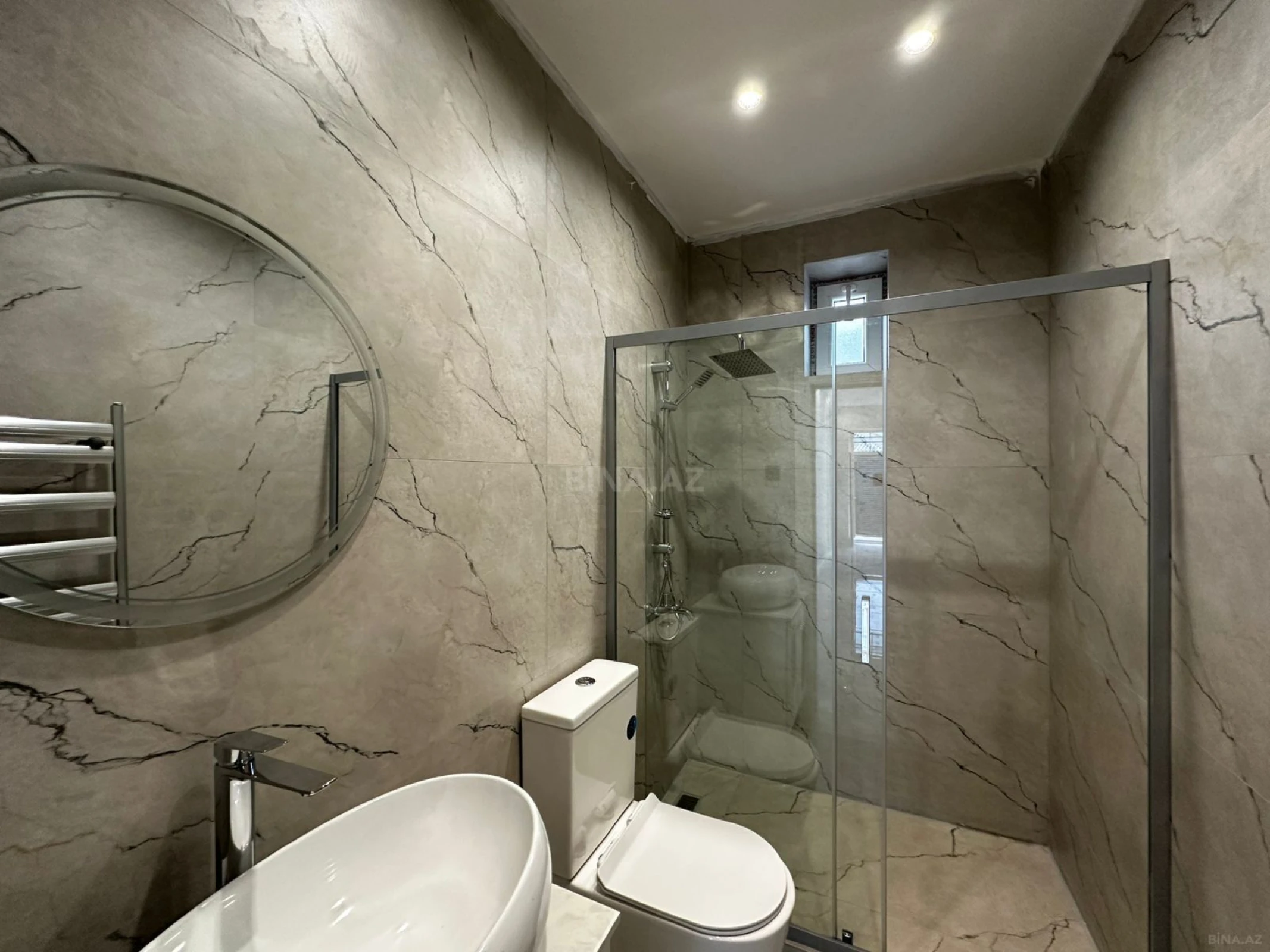 Satılır 4 otaqlı həyət evi 130 m²