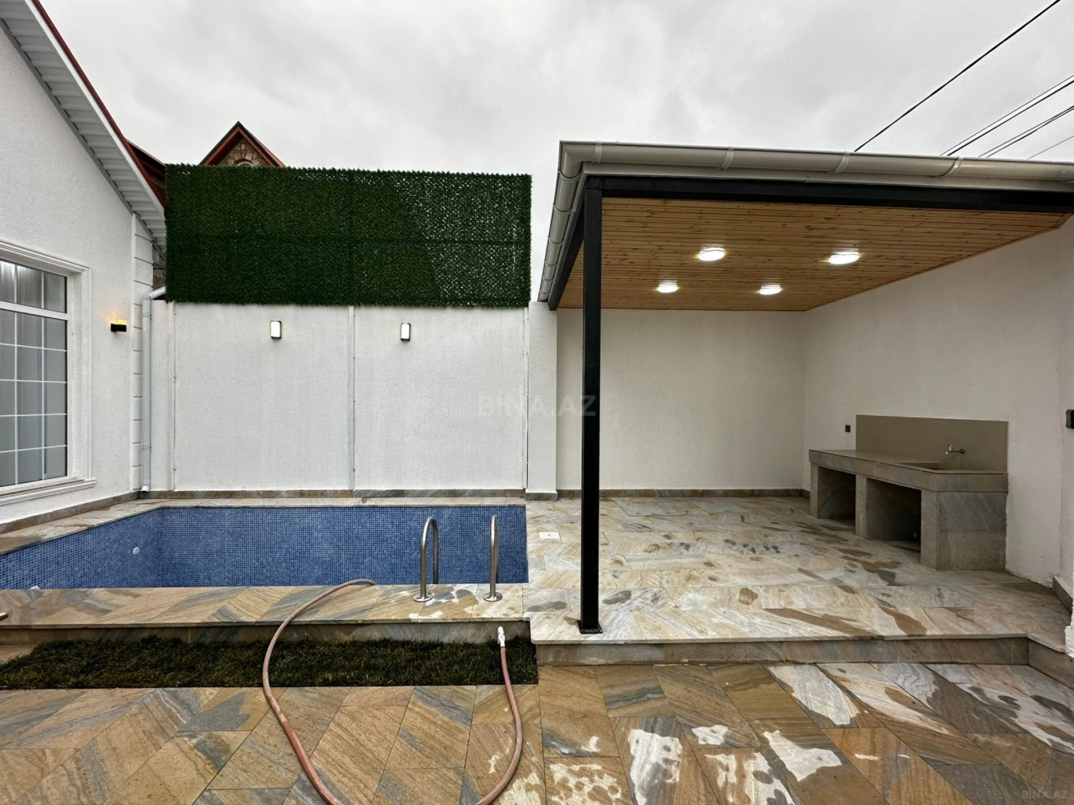 Satılır 4 otaqlı həyət evi 130 m²