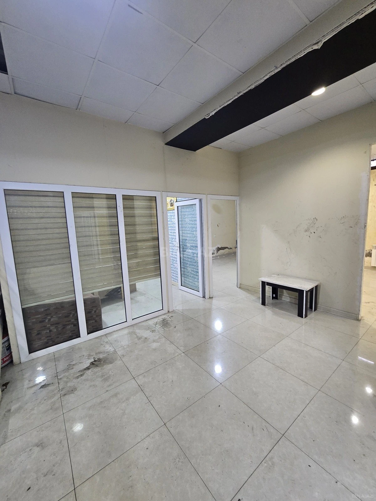 Kirayə verilir 8 otaqlı ofis 424 m²