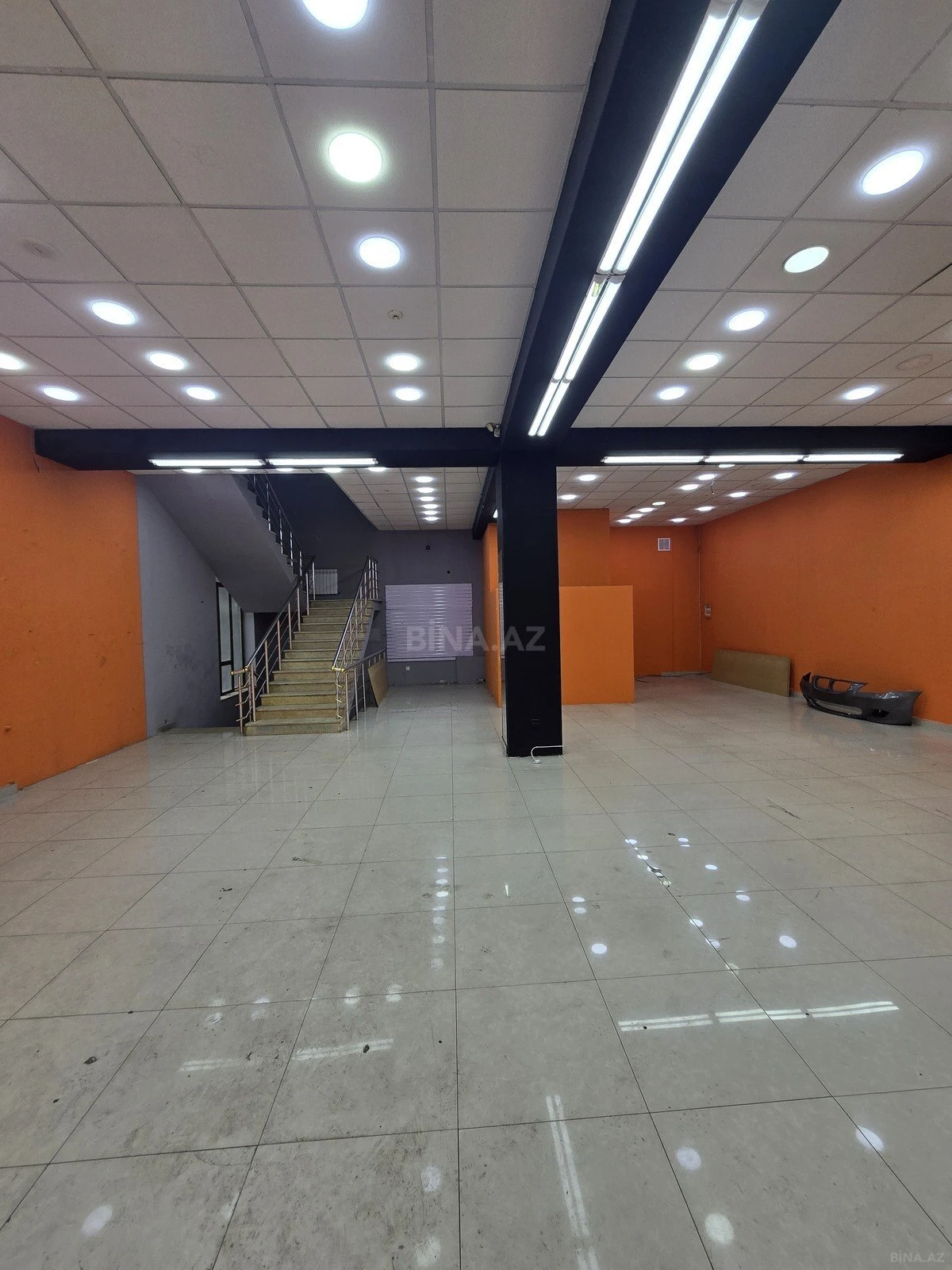 Kirayə verilir 8 otaqlı ofis 424 m²