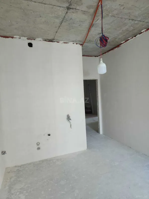 Satılır 3 otaqlı mənzil 148 m²