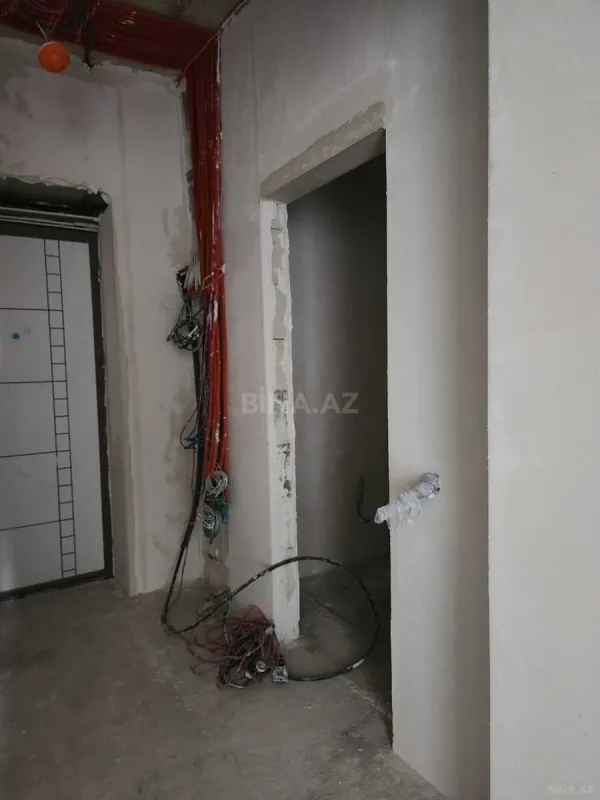 Satılır 3 otaqlı mənzil 148 m²