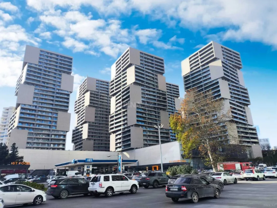 Satılır 3 otaqlı mənzil 148 m²