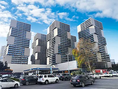 Satılır 3 otaqlı mənzil 148 m² — Bakı, 8-ci kilometr 3 otaq 148.00 m²