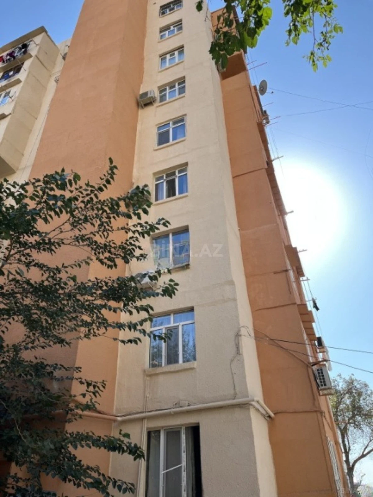 Satılır 2 otaqlı mənzil 65 m²