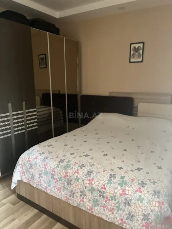 Satılır 2 otaqlı mənzil 65 m²