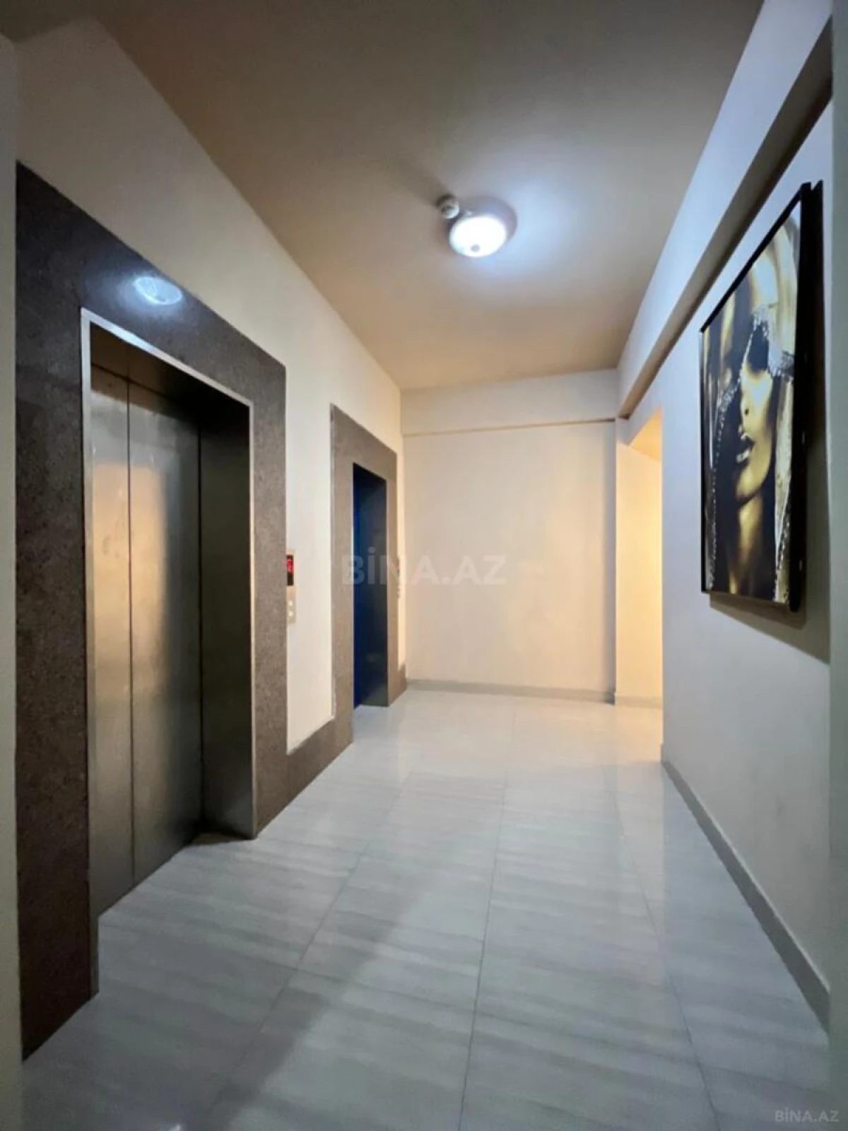 Satılır 2 otaqlı mənzil 70 m²