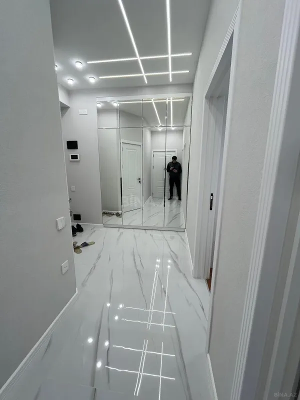 Satılır 2 otaqlı mənzil 70 m²