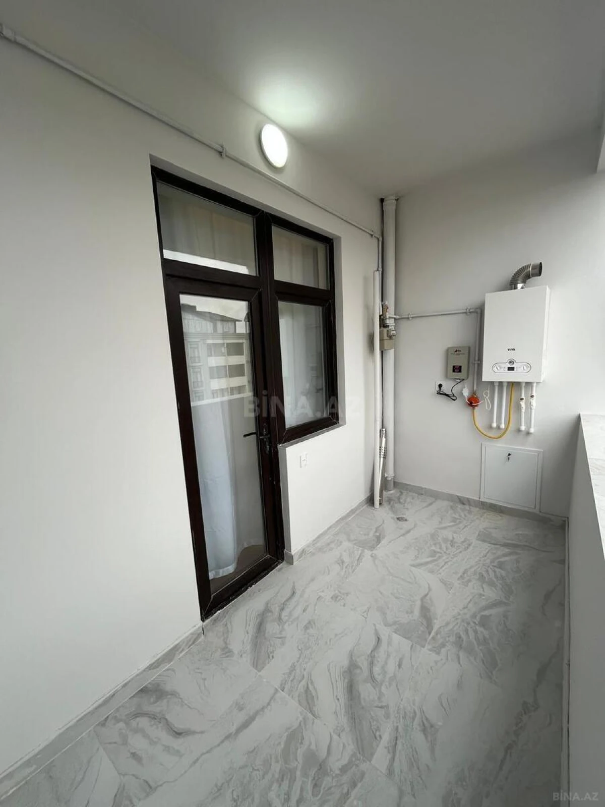 Satılır 2 otaqlı mənzil 70 m²