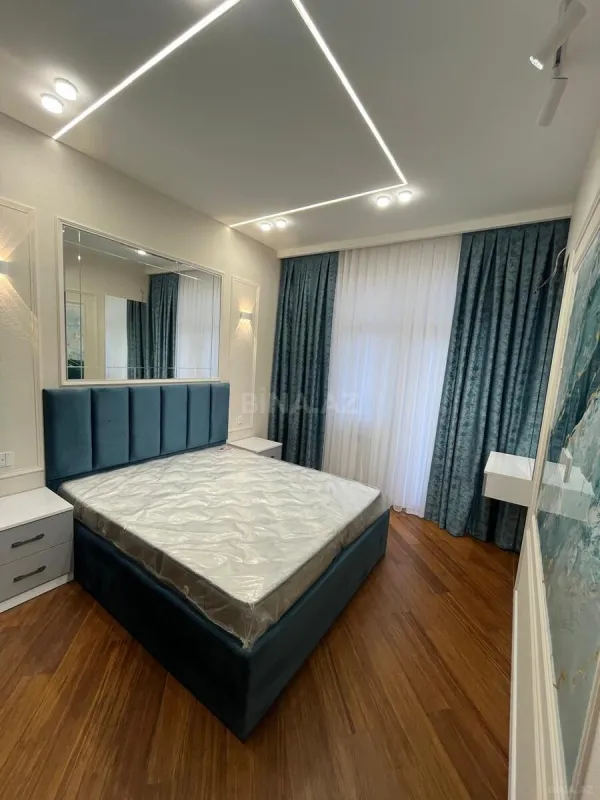 Satılır 2 otaqlı mənzil 70 m²