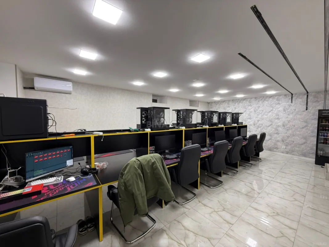 Satılır 3 otaqlı mənzil 102 m²