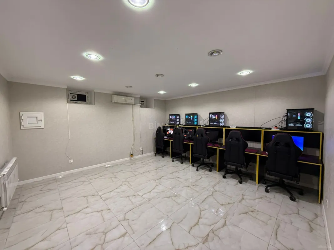 Satılır 3 otaqlı mənzil 102 m²