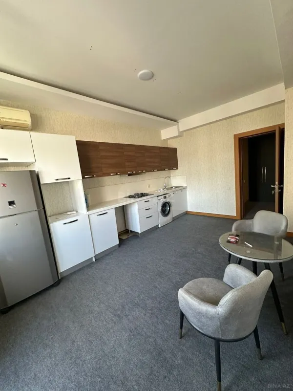 Kirayə verilir 3 otaqlı ofis 131 m²