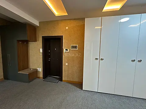 Kirayə verilir 3 otaqlı ofis 131 m²