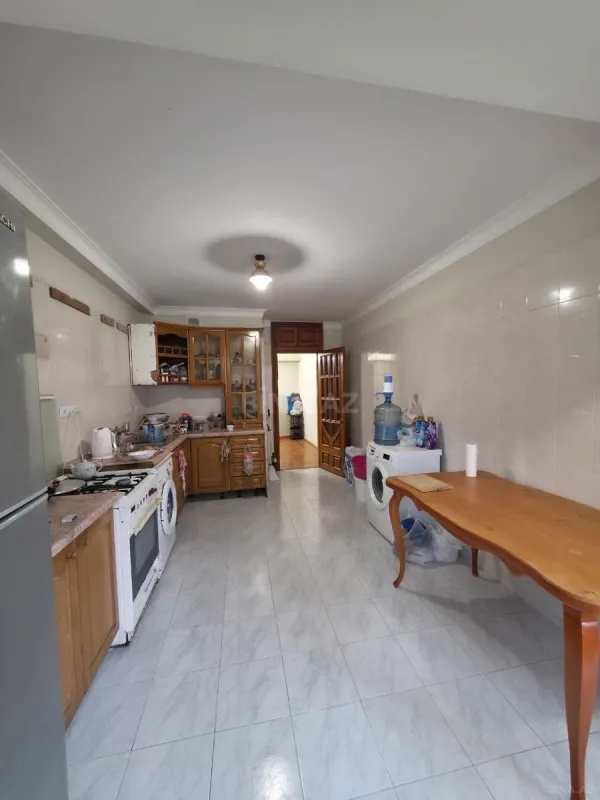 Satılır 3 otaqlı mənzil 115 m²