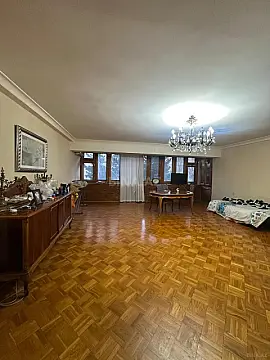Satılır 3 otaqlı mənzil 115 m² — Bakı, Nizami 3 otaq 115.00 m²