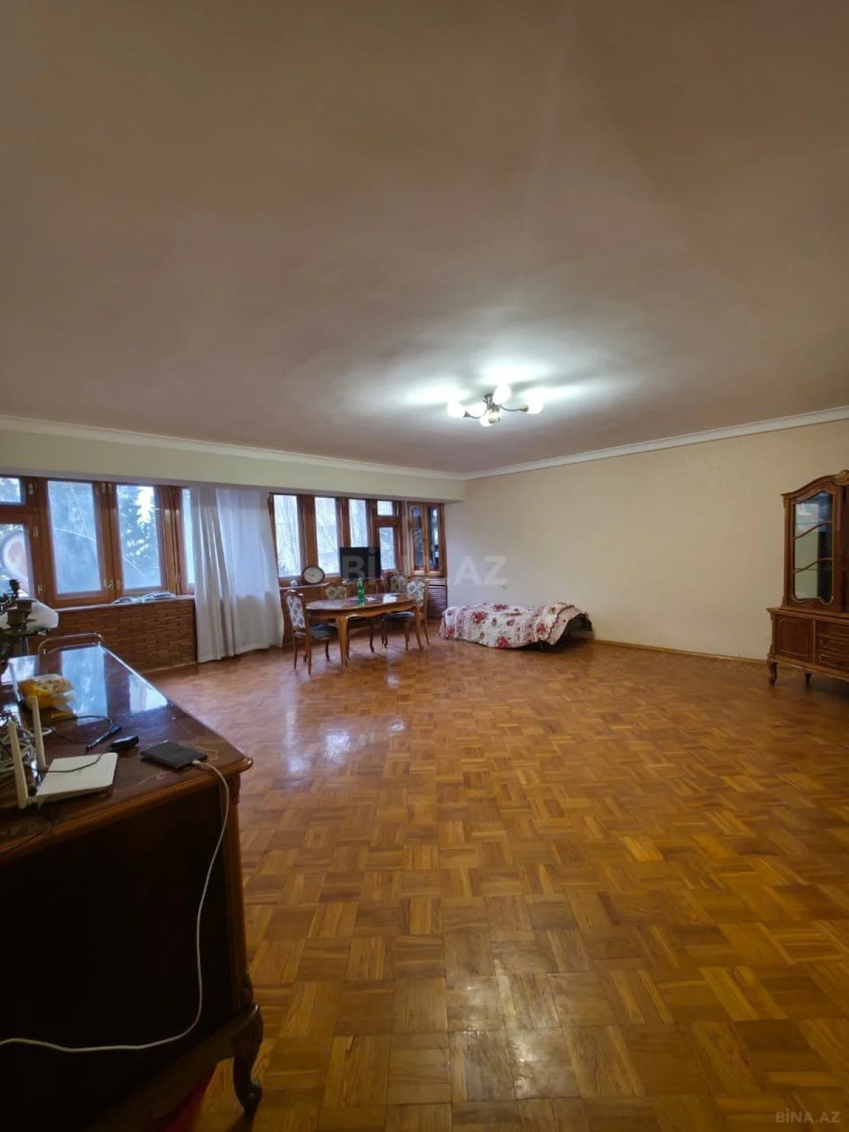 Satılır 3 otaqlı mənzil 115 m²
