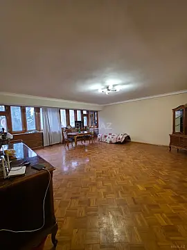 Satılır 3 otaqlı mənzil 115 m²