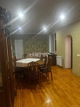 Kirayə verilir 3 otaqlı mənzil 120 m²