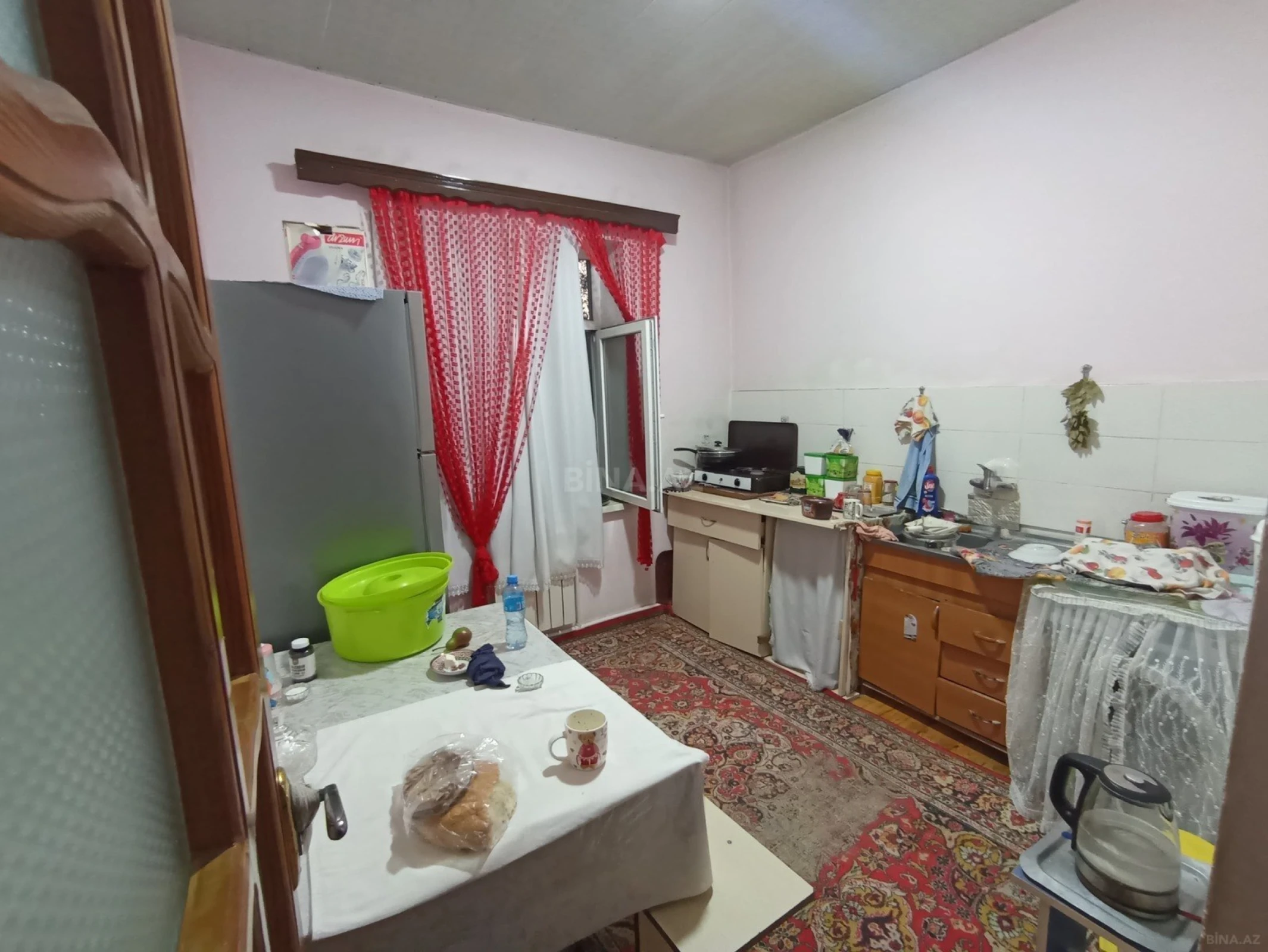 Satılır 6 otaqlı həyət evi 150 m²