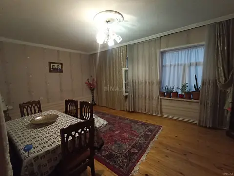 Satılır 6 otaqlı həyət evi 150 m²