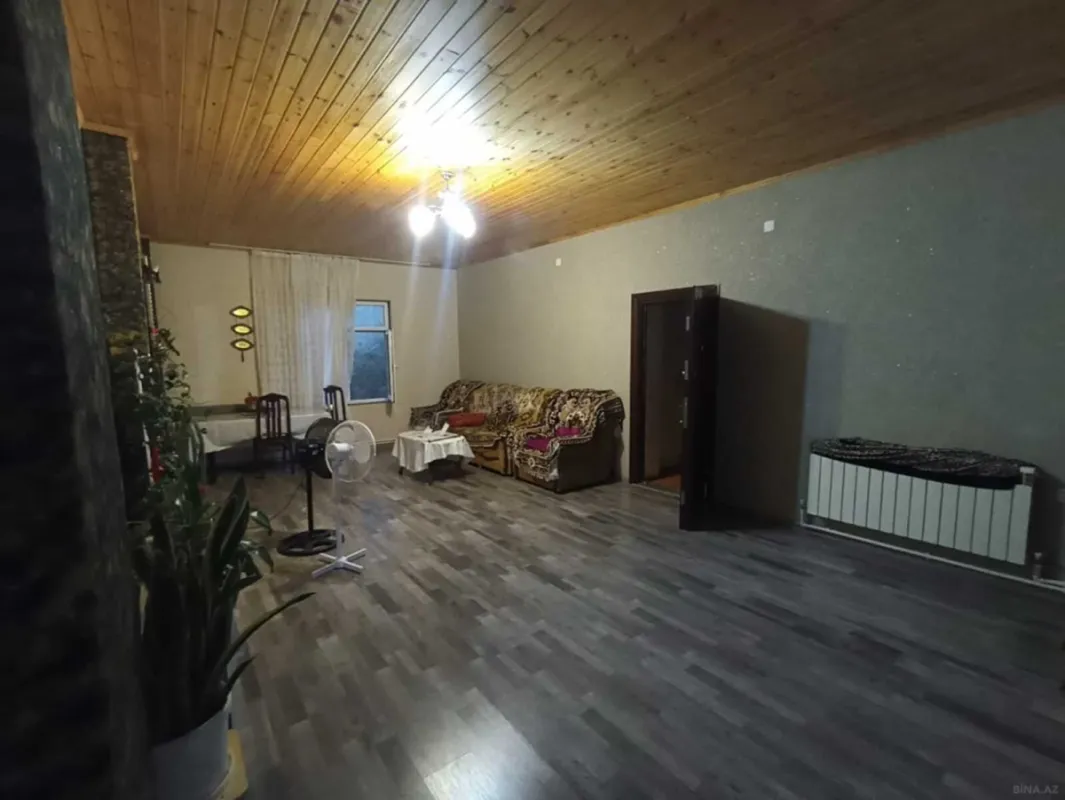 Satılır 6 otaqlı həyət evi 150 m²