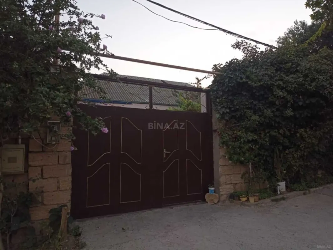 Satılır 6 otaqlı həyət evi 150 m²