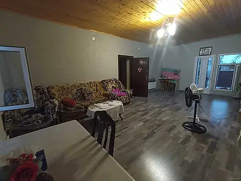 Satılır 6 otaqlı həyət evi 150 m²